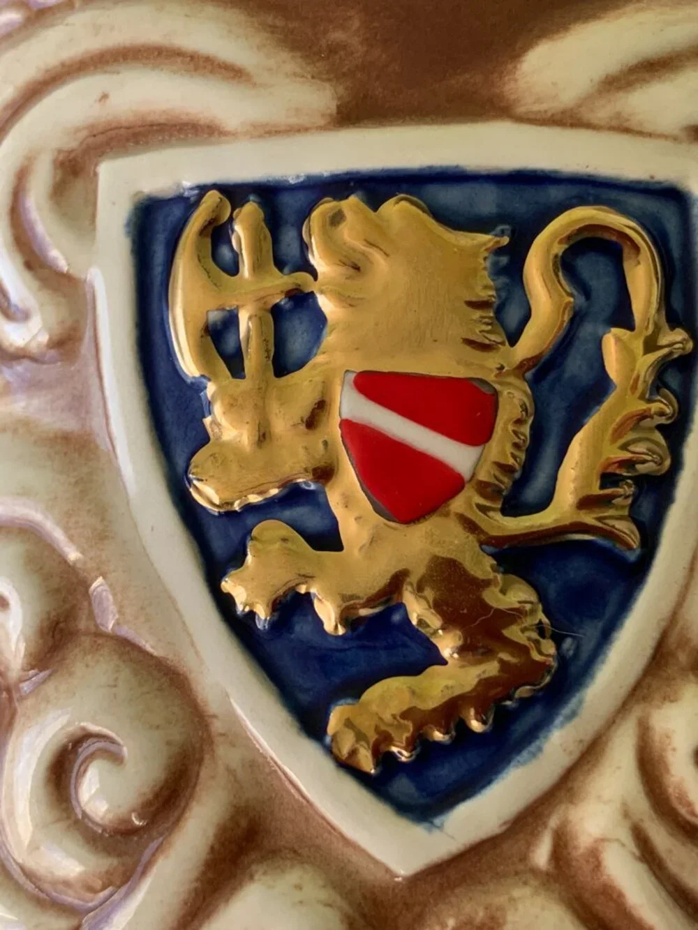 Vtg Ceramic Stein Cup Heraldic Lion Gold Trim Medieval Style Mug Hickok Japan